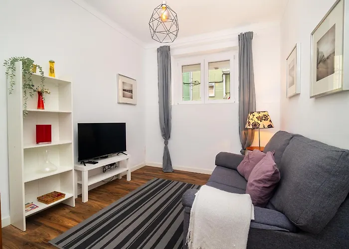Atlantico Portugal - Authentic Lisbon Suburbs *